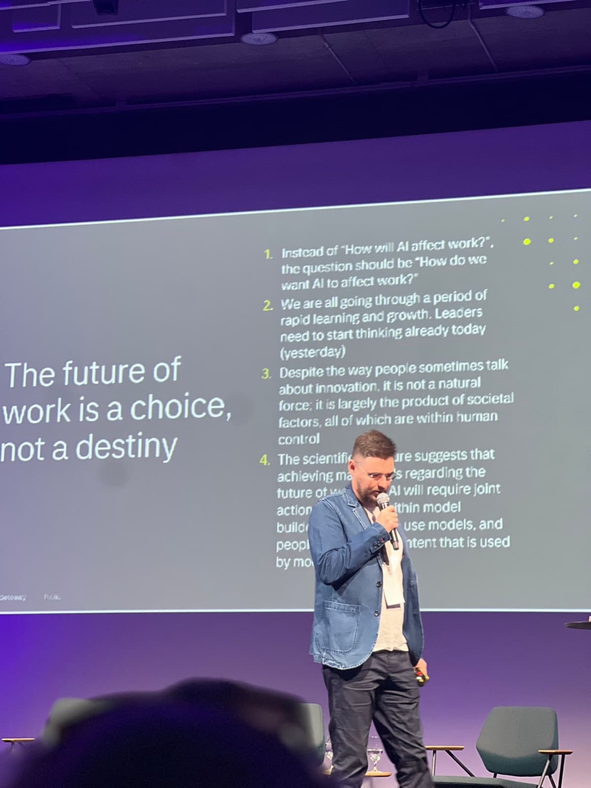 Andrejs delivering the future-of-work keynote